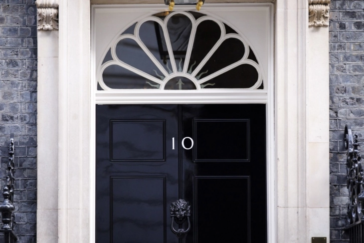 Starmer: Britania e Madhe nuk do të sistemojë trupa të saj në Iran