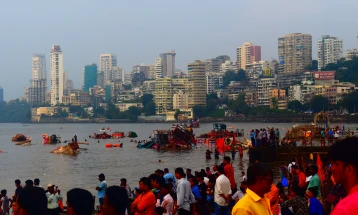 Индија го започнува пописот на населението со ангажман на три милиони службеници