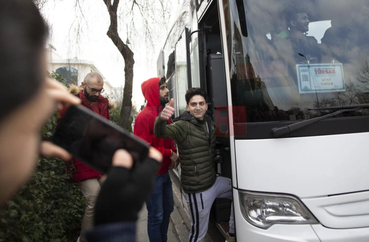 UNHCR: Mbi 200.000 persona kanë ikur nga Libani në Siri që nga fillimi i luftës