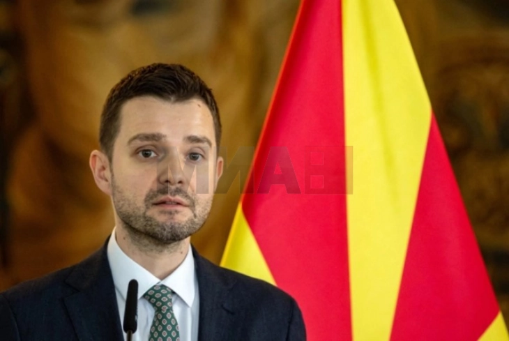 Mucunski në Paris në takime me parfaqësues francez, fokusi te eurointegrimet