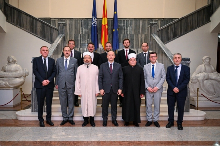 Гаши: Соживотот и дијалогот клучни за стабилноста во регионот