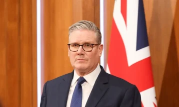 Starmer dismisses ‘noise’ after Trump threatens US NATO pullout