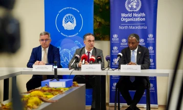 Ниту еден пациент на Клиниката за онкологија не е без терапија, само еден лек за ретки болести доцни заради увозникот, тврди министерот Алиу