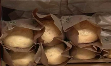 Лебот во Кочани достигна цена од 40 денари