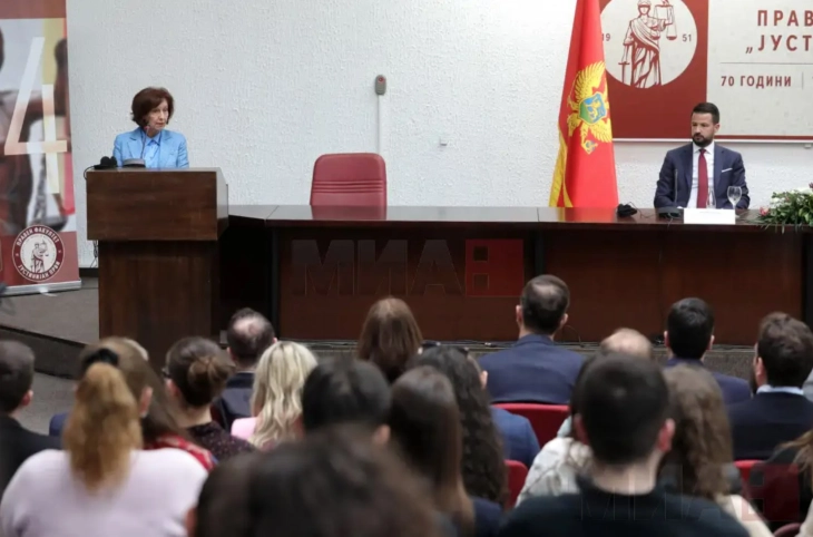 Macedonia's reform capacities always there, EU political will needed to accelerate enlargement process, Siljanovska Davkova and Milatović tell law students