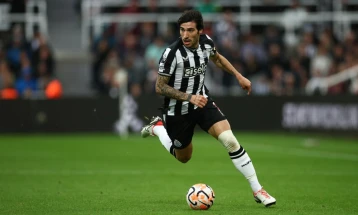 Агентите на Тонали му го понудија играчот на Реал за 92 милиони евра