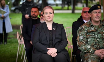 Elfete Ismaili: Shqiptarët po mbeten jashtë institucioneve të sigurisë, heshtja e VLEN-it e papranueshme