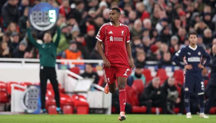 Isak u kthye në stërvitjet e Liverpullit