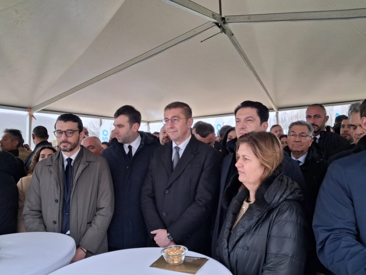 Обраќање на премиерот Мицкоски на поставување на далекувод „Битола 2“ (во живо)