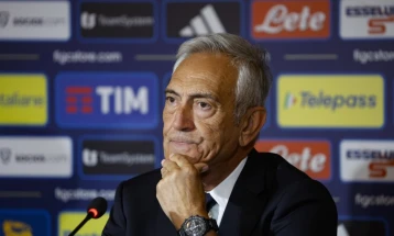 Прва оставка во фудбалска Италија