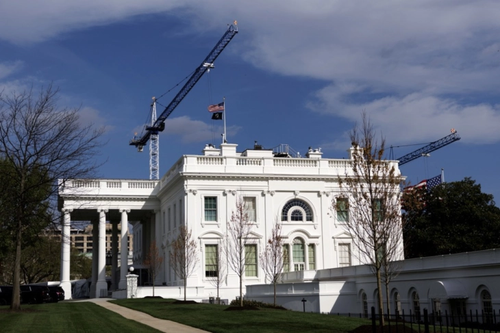 Националната комисија ги одобри интервенциите на Трамп во проектот за балската сала на Белата куќа