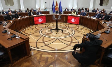 Се продлабочува соработката на универзитетите, институциите и бизнис секторот - потпишан меморандум меѓу ИНОВА и државните универзитети