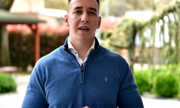 СДСМ: Владата да најде решение и УЈП да ги ослободи студентите од данок за „Work and Travel“