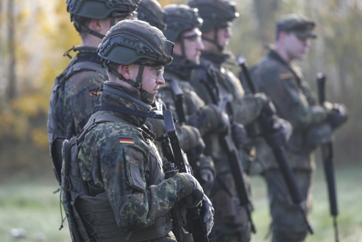 На Германците им е потребна дозвола од Бундесверот ако одат во странство подолго од три месеци