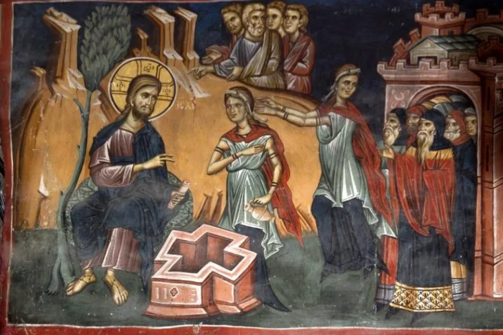 Како безимената самарјанка, која му даде на Исус да пие вода, го доби името Фотина, односно светлина