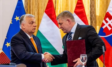 Фицо и Орбан бараат ЕУ да ги укине санкциите за руската нафта и гас за да се надмине енергетската криза