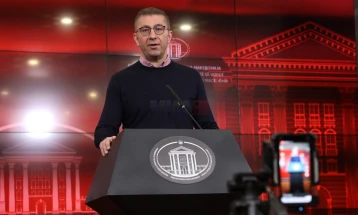 Намалени акцизите за горивата, ДДВ од 10 отсто ќе продолжи до крајот на кризната состојба