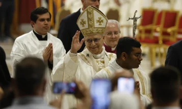 Pope condemns war, calls for peace in 'Urbi et Orbi' Easter blessing