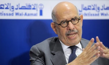 Поранешниот директор на МААЕ и добитник на Нобеловата награда, Ел Барадеј, повика „да се запре лудилото на Трамп“