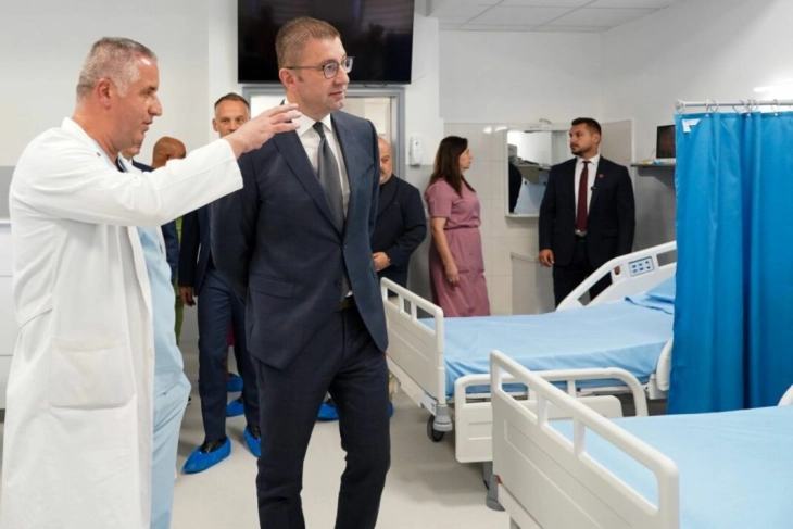 Мицкоски на пуштање во употреба на реконструираните операциони сали во Клиничкиот центар „Мајка Тереза“