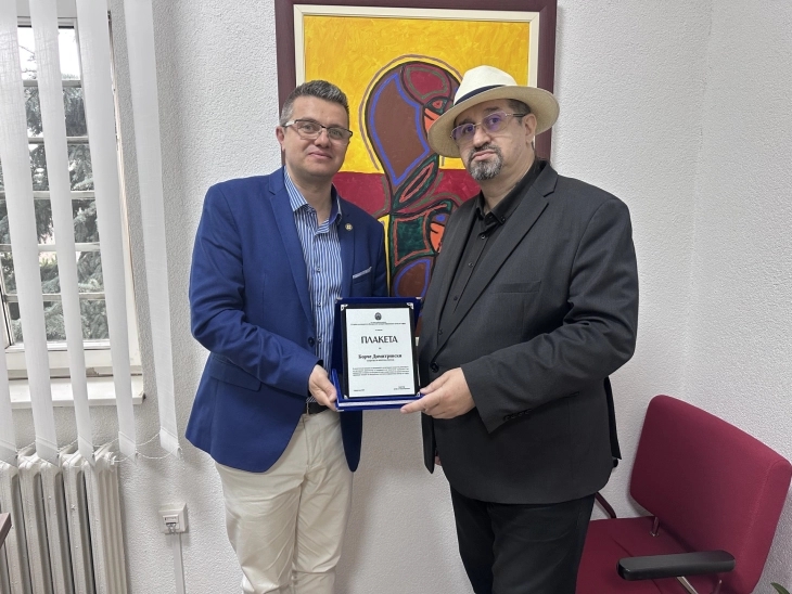 Директорот на македонскиот КИЦ во Софија, Пејковски, се сретна до секретарот на Општина Битола, Димитровски