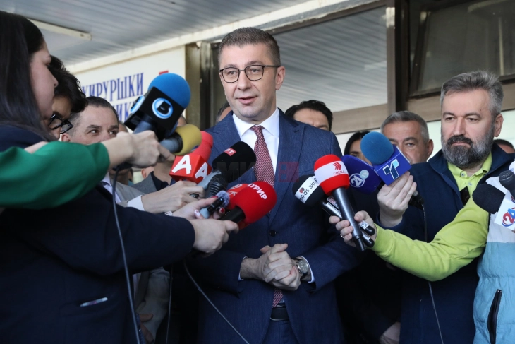 Мицкоски: Обезбедивме од ОКТА попуст за дополнителен период, за бензините треба да имаме и поевтина цена, а за дизелот не би требало да има покачување