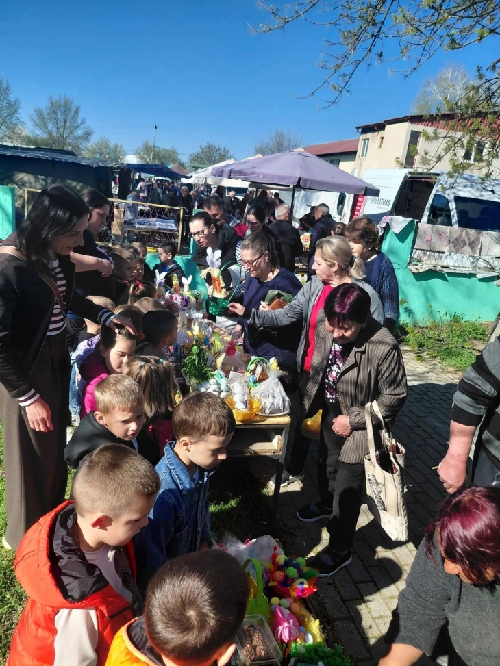 Велигденски базар во Чешиново - Облешево