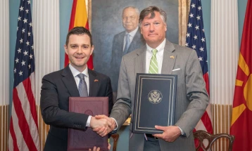 Во Вашингтон средба Муцунски-Ландау: Нагласена важноста од континуираниот ангажман на САД како клучен фактор за стабилноста на Западен Балкан