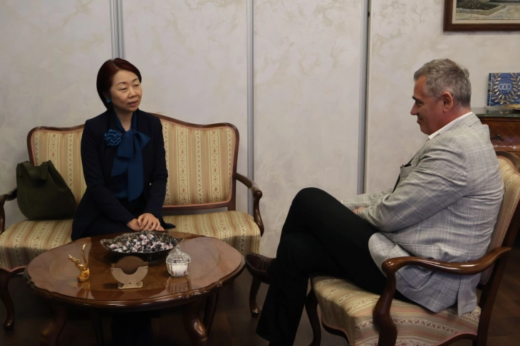 Кинеската амбасадорка Џијанг Сјаојен го посети Македонскиот олимписки комитет