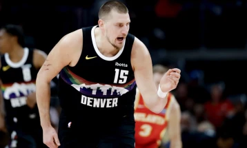 Денвер го победи Мемфис, Јокиќ оствари трипл-дабл