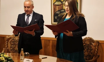 Zëvendësguvernatorët e sapozgjedhur të Bankës popullore e dhanë betimin solemn para kryetarit të Kuvendit, Gashi