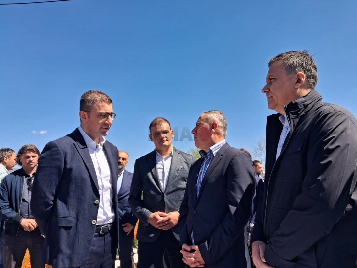 Mickoski: Ndërtimi i autostradës Kërçovë-Ohër do të përfundojë sipas planit me financim vendor