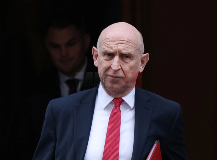 Хили: Пред еден месец британската и норвешката армија одвратија руски подморници