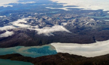 Премиерот на Гренланд до Трамп: Ние не сме парче мраз, туку горда нација