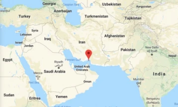 Кинески супертанкери минаа низ Ормуската Теснина