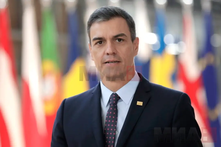 Шпанскиот премиер Педро Санчез пристигна во Пекинг на средба со Си Џинпинг