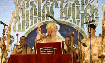 (Фотогалерија) Литургиска прослава на Христовото Воскресение – Велигден во Соборниот храм „Свети Климент Охридски“