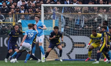 Наполи освои само бод на гостувањето кај Парма