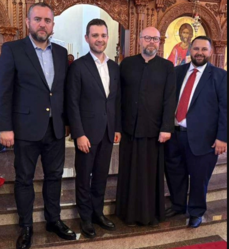 Муцунски и Тошковски со македонската дијаспора во САД за Велигден