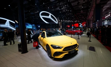 Мерцедес AMG CLE63 наскоро ќе пристигне со моќен V8 мотор