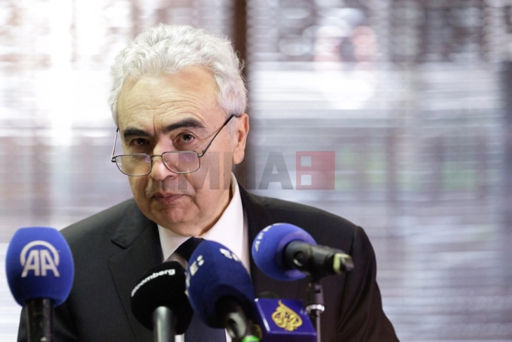 Бирол: Во случај на потреба, подготвени сме да интервенираме од нафтените резерви