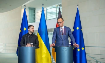 Зеленски: Нафтоводот „Дружба“ ќе профункционира до крајот на април