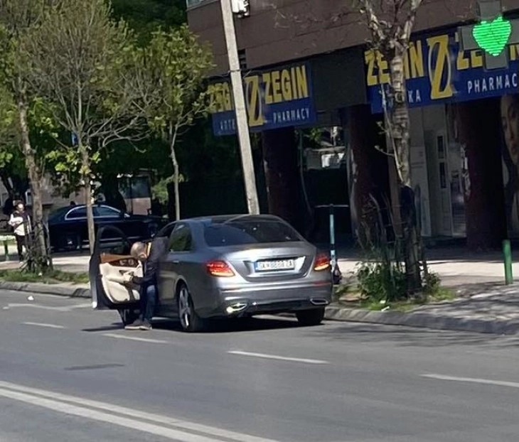 Манасиевски до Жерновски: Во чија сопственост е ултра модерниот мерцедес кој го возиш?