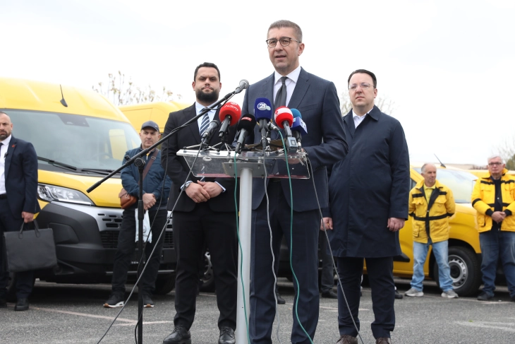 Mickoski: Për sa kohë që jam kryeministër i vendit, duhet të ketë kushte të barabarta për të gjithë, kam një ndjenjë se zyrtarët e qeverisë së mëparshme do të përfshihen me përndjekje