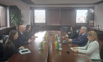 Prokurori shtetëror publik Saveski për vizitë pune në Gjykatën supreme