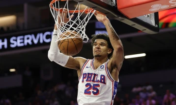 Филаделфија го победи Орландо и се пласираше во НБА-плејофот