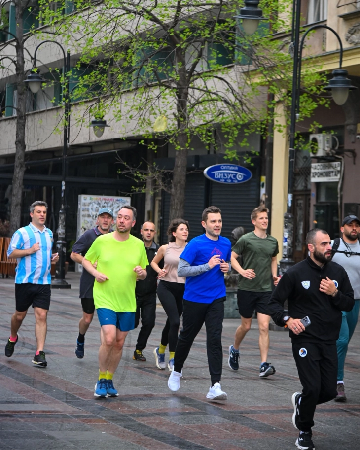 Mucunski dhe Prevo në vrapim të mëngjesit nëpër Shkup