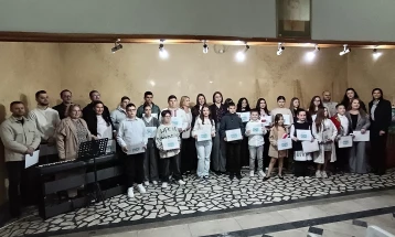 Во Кочани одбележан Светскиот ден на уметноста