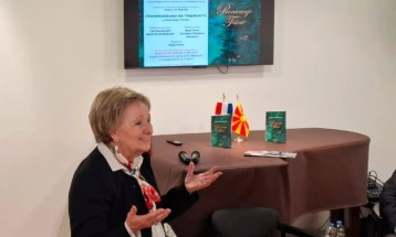 Промовирана книгата „Проникнување на тишината“ од Љерка Тот Наумова во КИЦ во Загреб