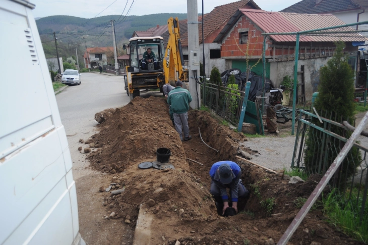 Во Македонска Каменица се реализираат инфраструктурни зафати во населбата Цинкара и на градскиот базен